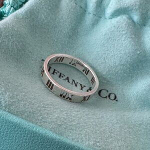 Tiffany atlas ring